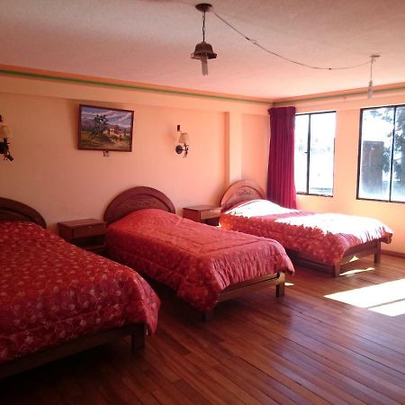 Hostal Real Los Andes Del Lago Копакабана Екстериор снимка