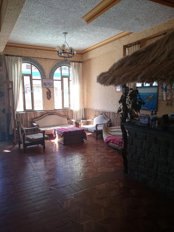 Hostal Real Los Andes Del Lago Копакабана Екстериор снимка