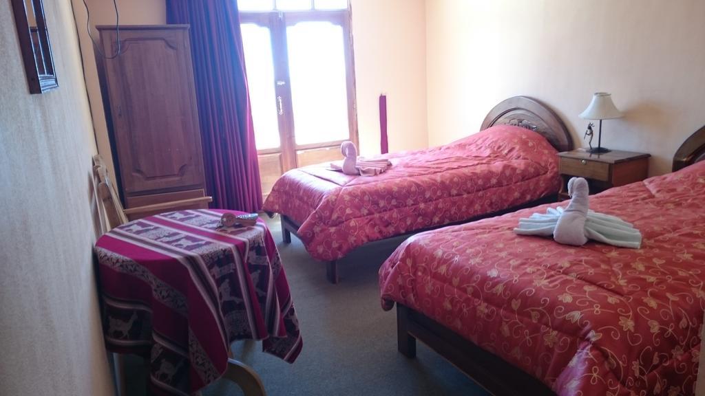 Hostal Real Los Andes Del Lago Копакабана Стая снимка