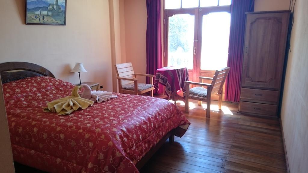 Hostal Real Los Andes Del Lago Копакабана Стая снимка