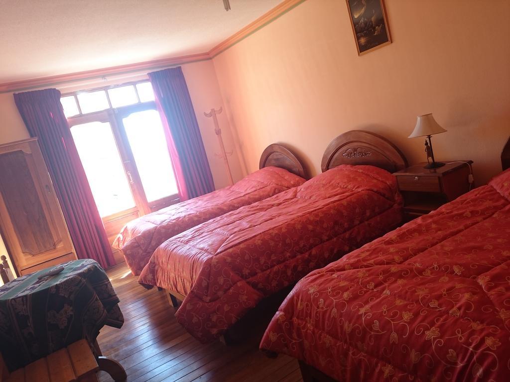 Hostal Real Los Andes Del Lago Копакабана Стая снимка