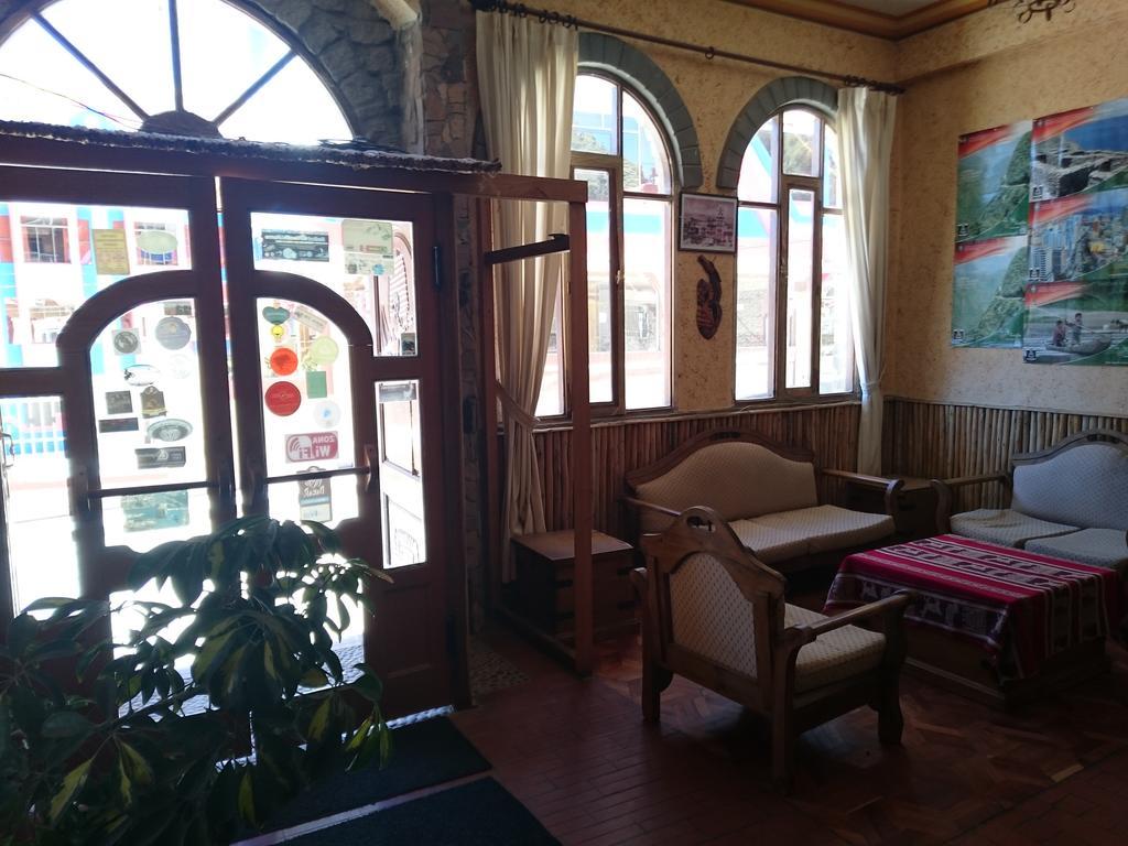 Hostal Real Los Andes Del Lago Копакабана Екстериор снимка