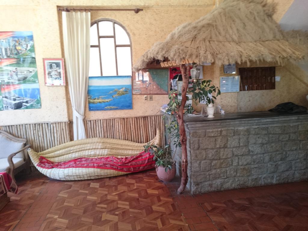 Hostal Real Los Andes Del Lago Копакабана Екстериор снимка