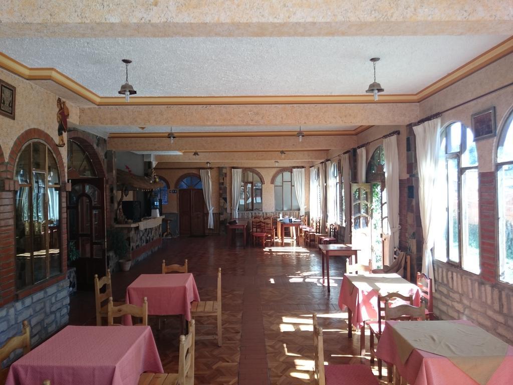 Hostal Real Los Andes Del Lago Копакабана Екстериор снимка