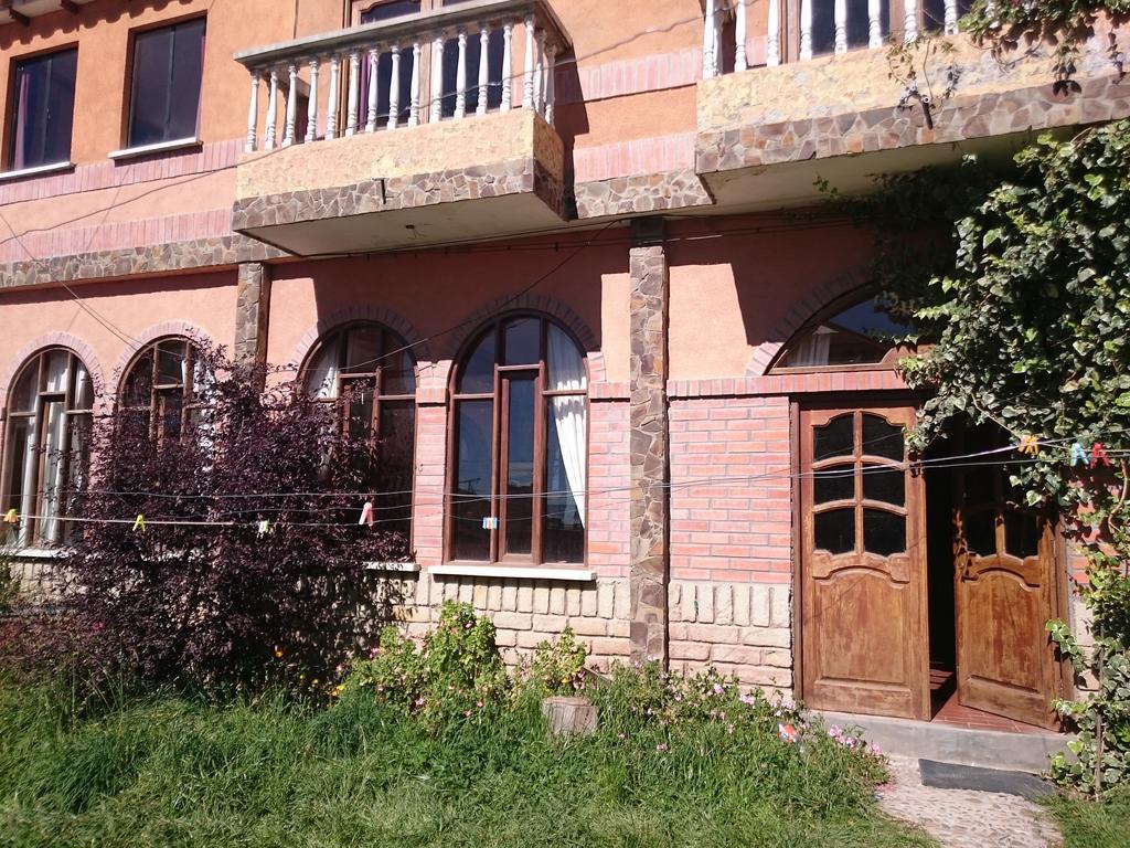 Hostal Real Los Andes Del Lago Копакабана Екстериор снимка