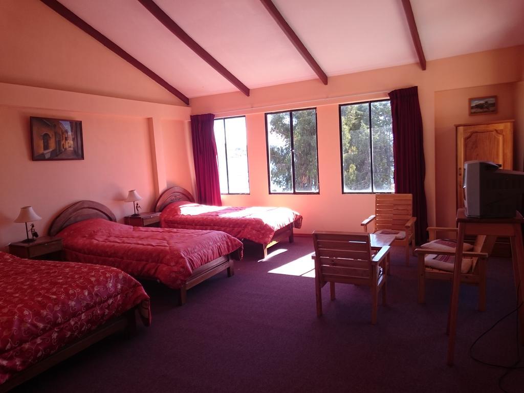 Hostal Real Los Andes Del Lago Копакабана Екстериор снимка