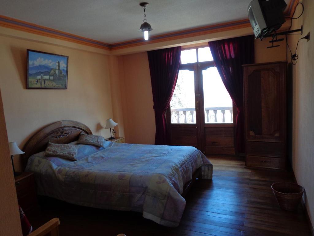 Hostal Real Los Andes Del Lago Копакабана Екстериор снимка
