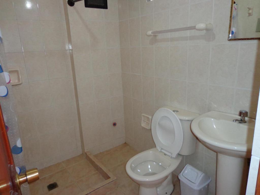 Hostal Real Los Andes Del Lago Копакабана Стая снимка