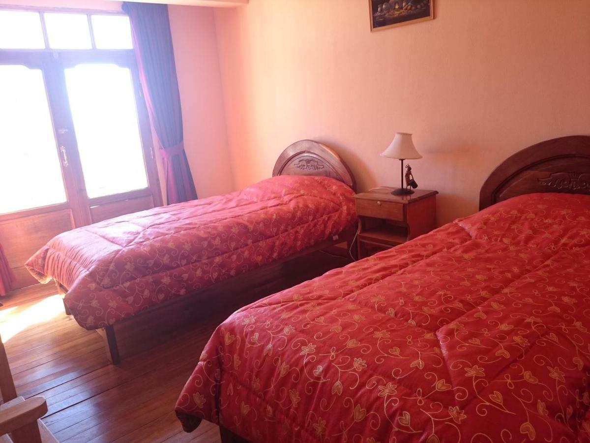 Hostal Real Los Andes Del Lago Копакабана Екстериор снимка